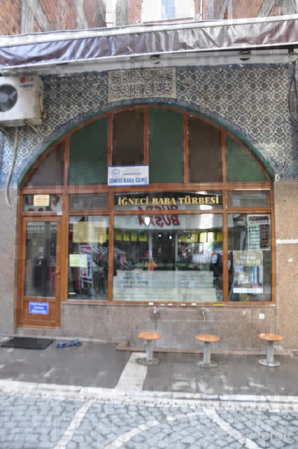İğneci Baba Türbesi