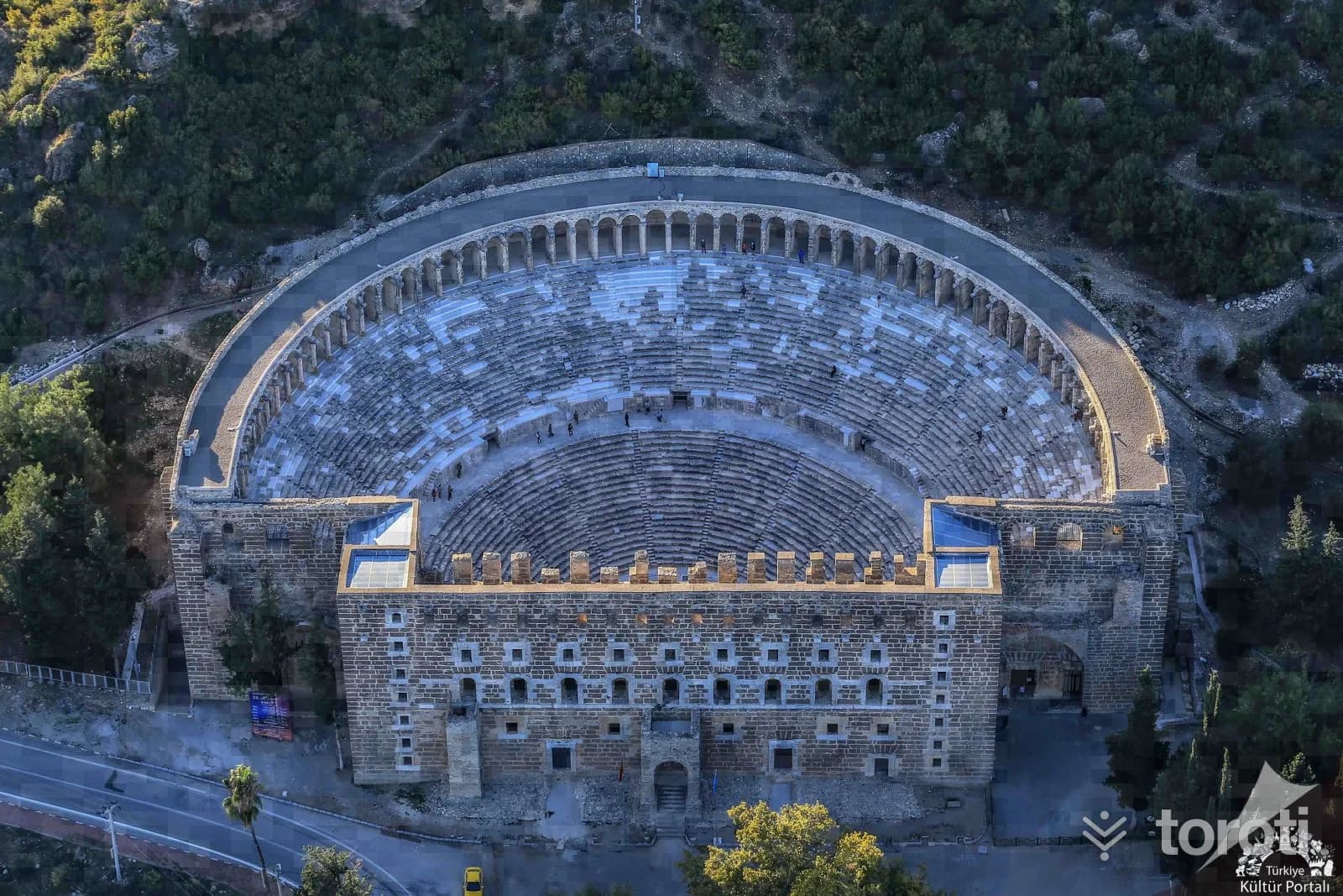 Aspendos Antik Tiyatrosu
