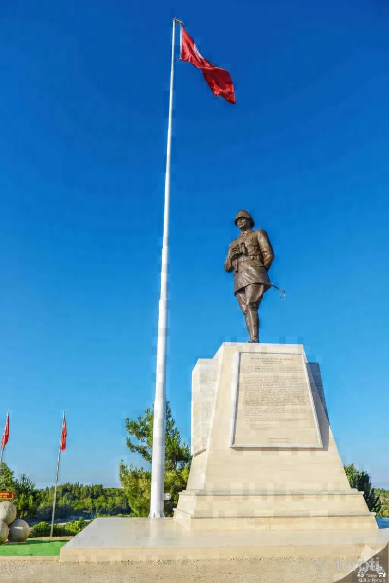 Conk Bayırı Atatürk Anıtı