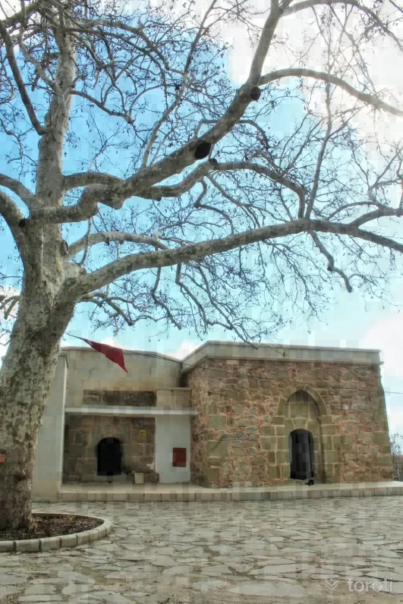 Feti Ahmet Baba Türbesi