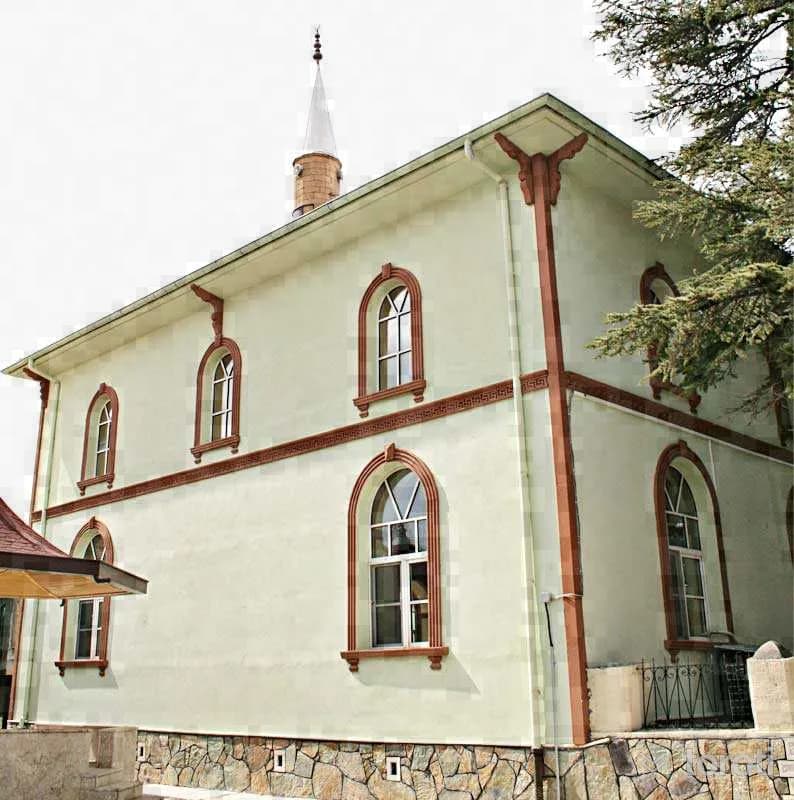 Ada Cami (Kız Kilisesi)