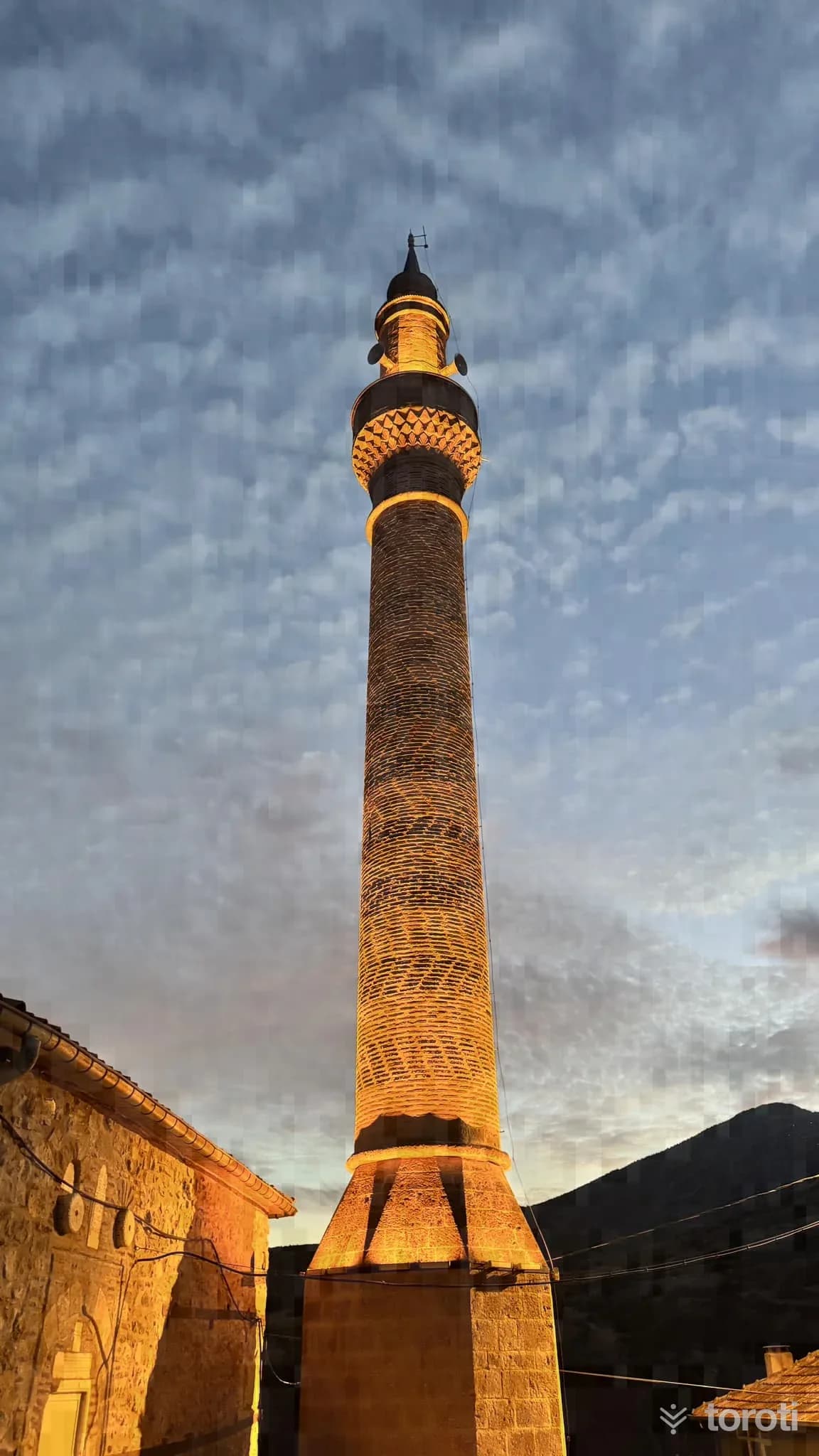 Çeşnigir Paşa Cami