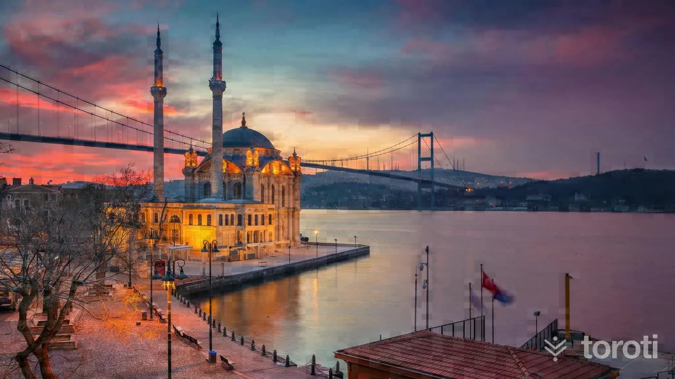 Ortaköy Cami