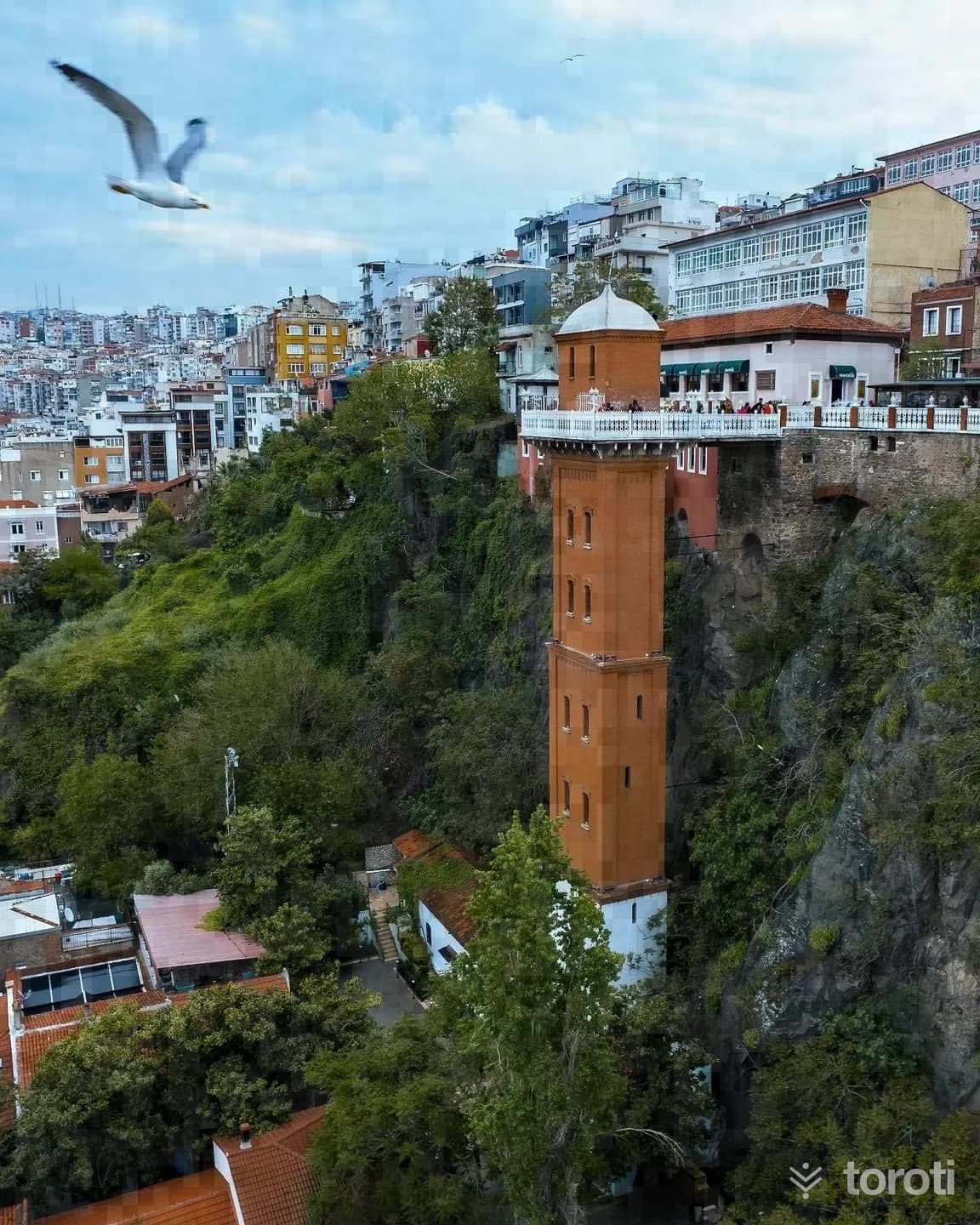 Tarihi Asansör