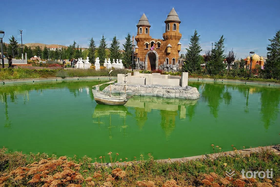80 Binde Devr-i Alem Parkı