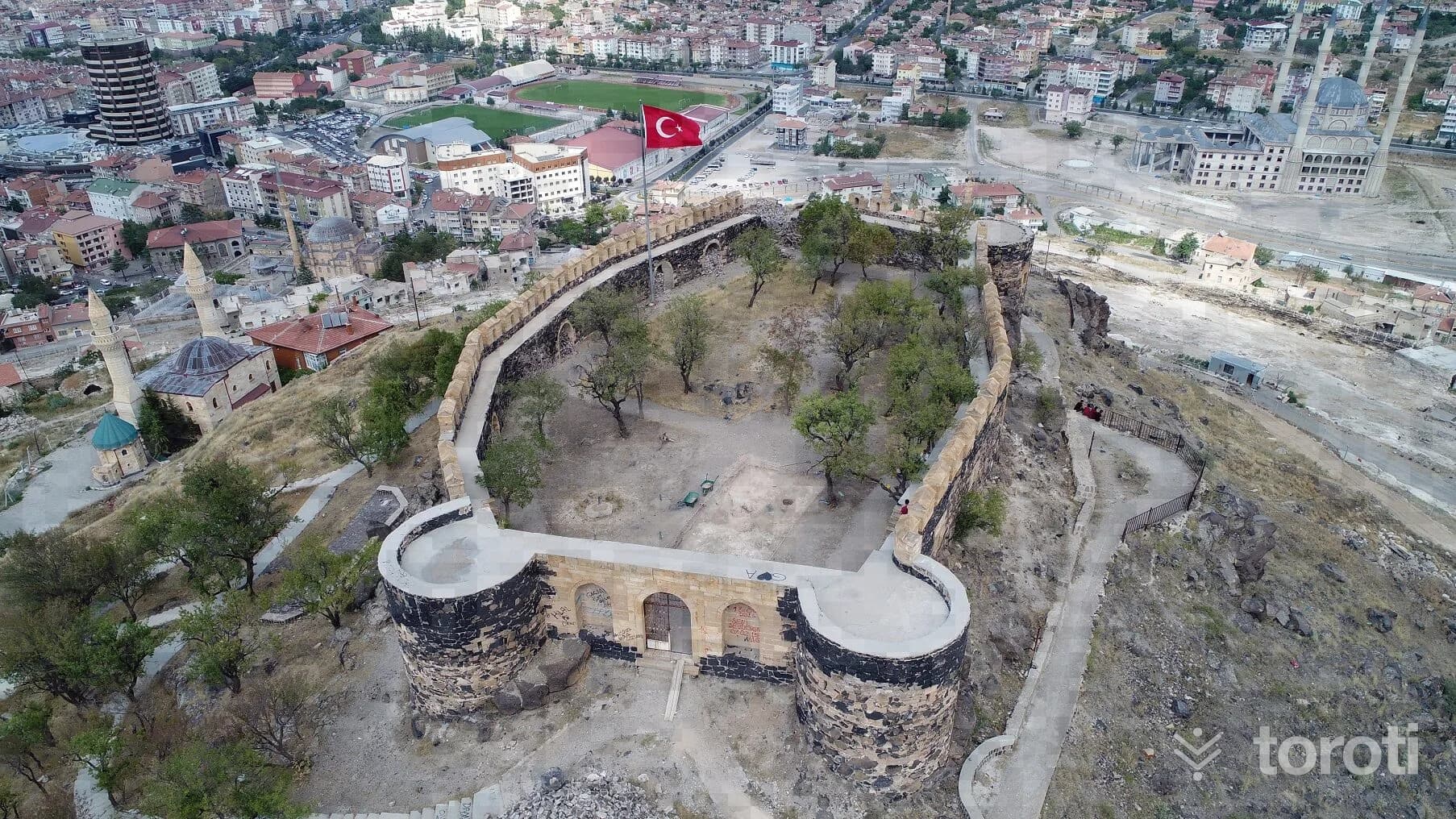Nevşehir Kalesi