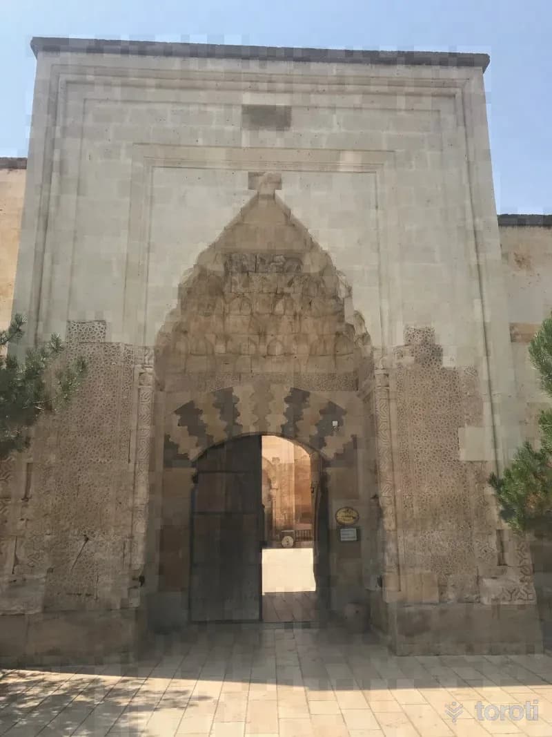 Saruhan Kervansarayı