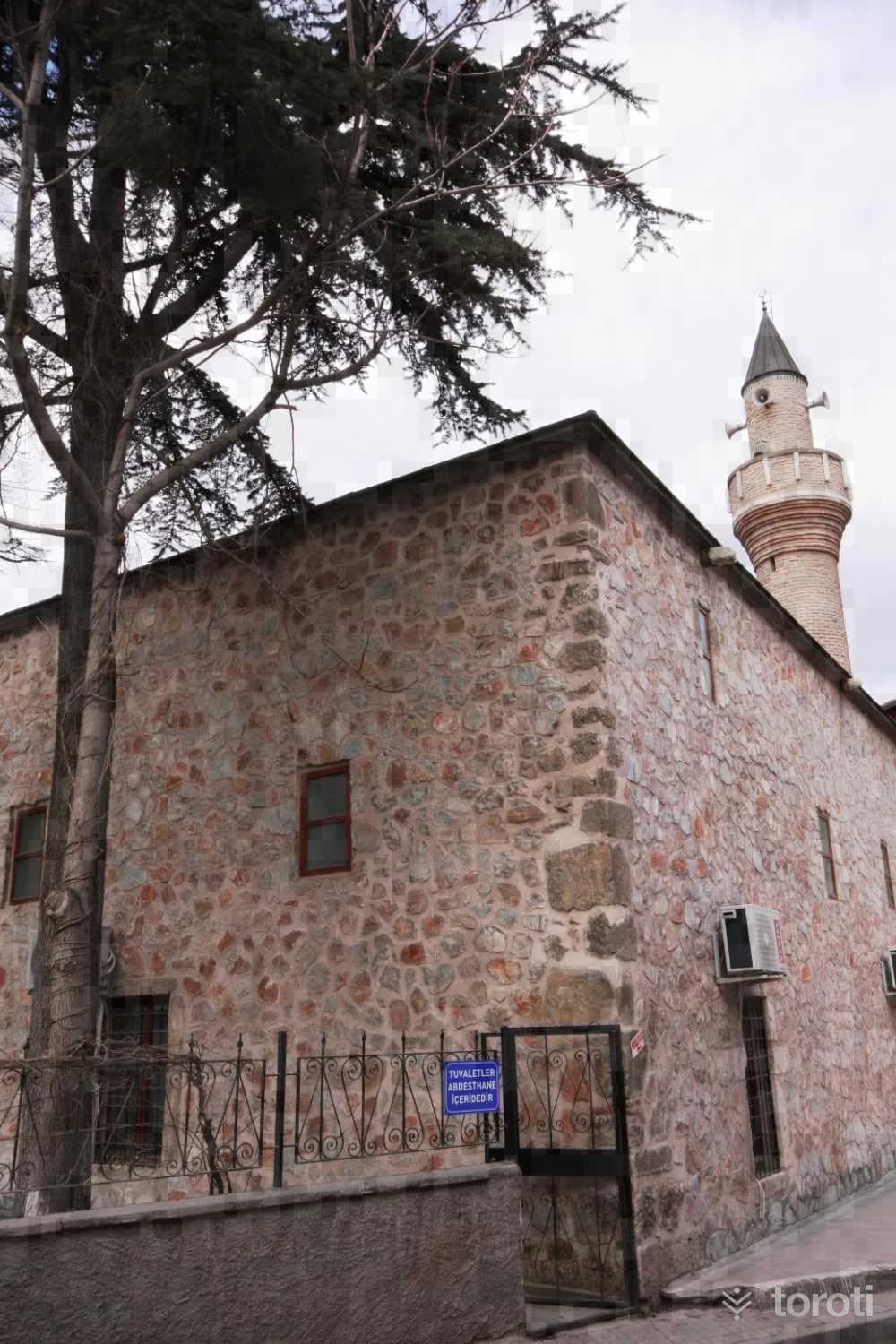 Garipler Cami (Danışmend Melikgazi Cami)