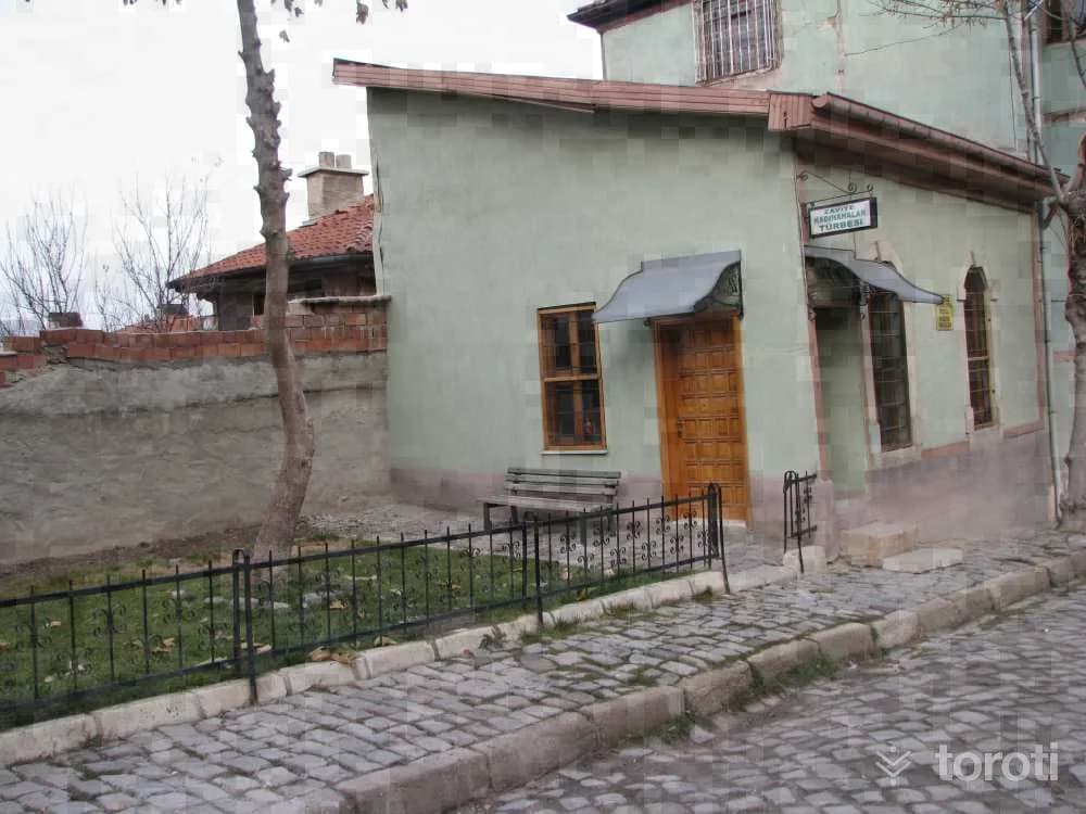 Zaviye Kadınanalar Türbesi