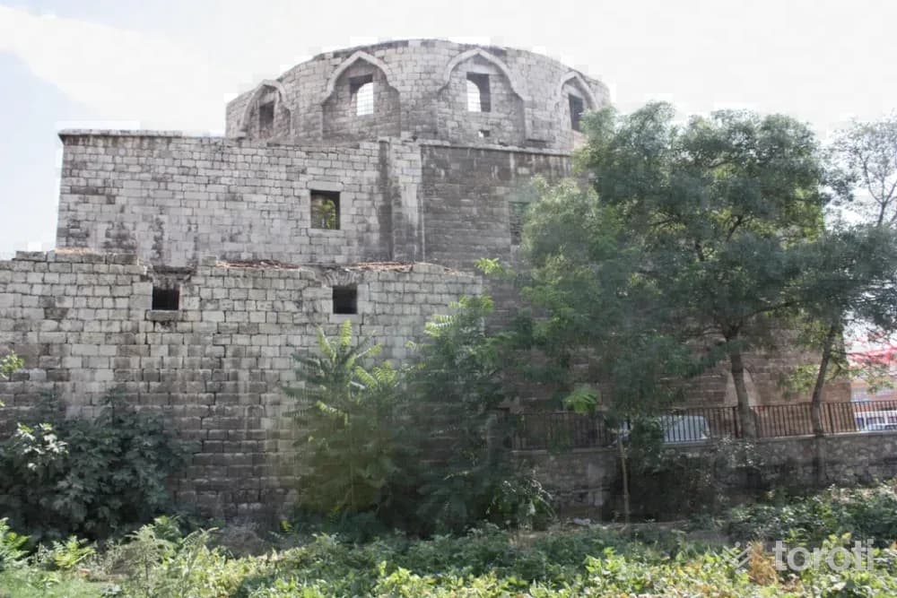 Taşhoron Kilisesi