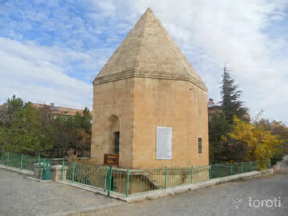 Mansur Baba Türbesi