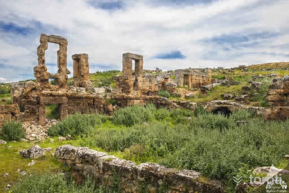 Şuayb Antik Kenti (Şuayip Şehri)