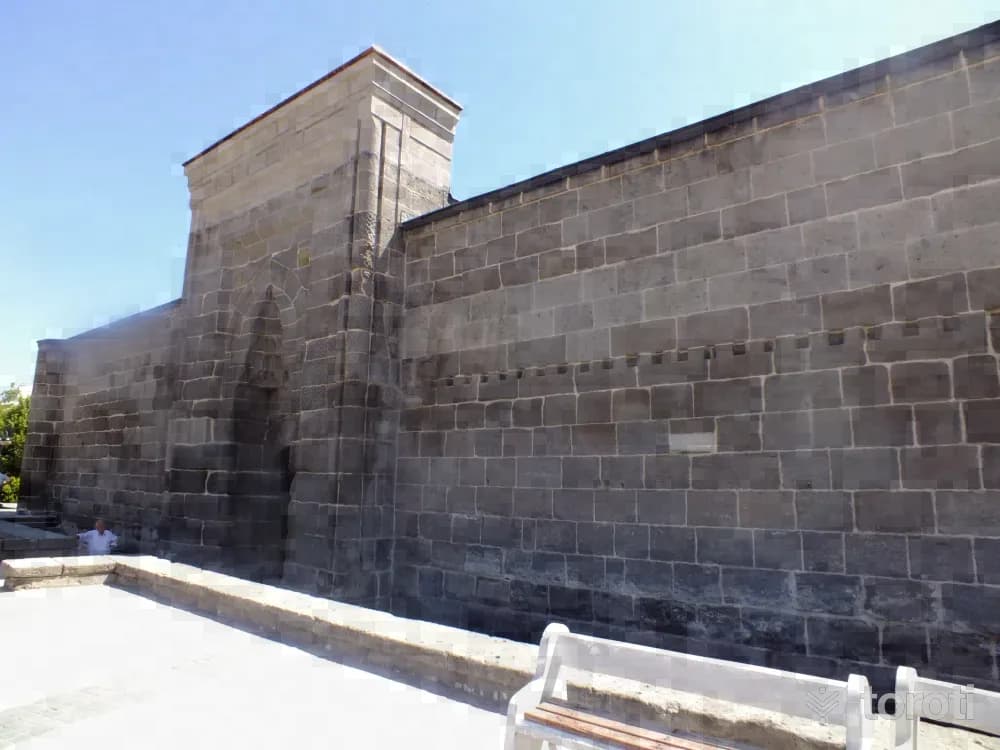Hunat Hatun Külliyesi