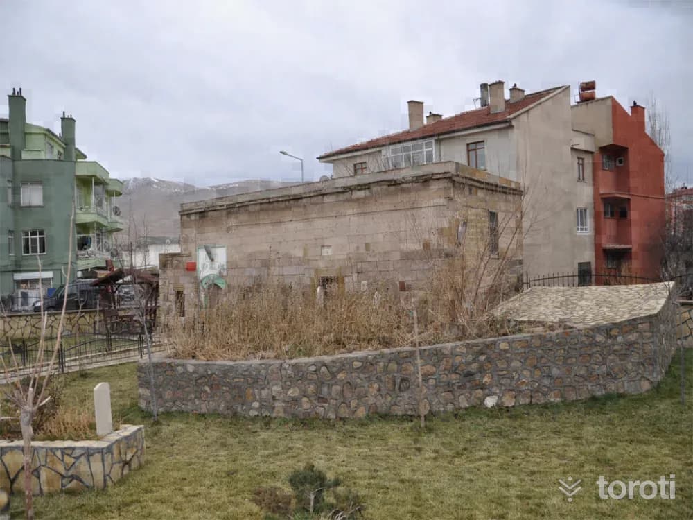 Kesikbaş Türbesi / Şems Tebrizi Türbesi