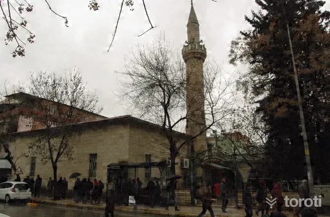 Eskisaray Cami