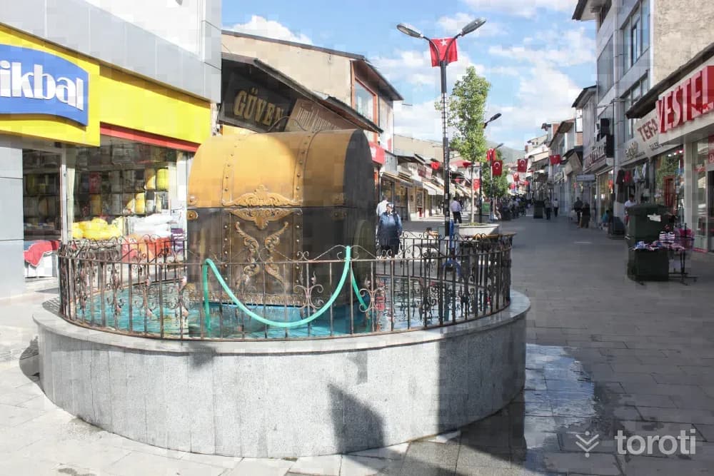 Taş Mağazalar Çarşısı