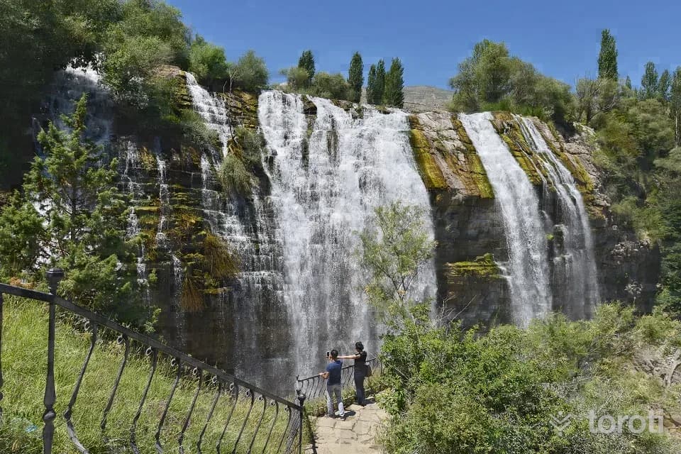 Tortum Şelalesi