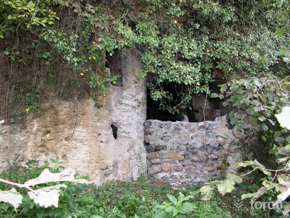 Acisu Kaya Kilise