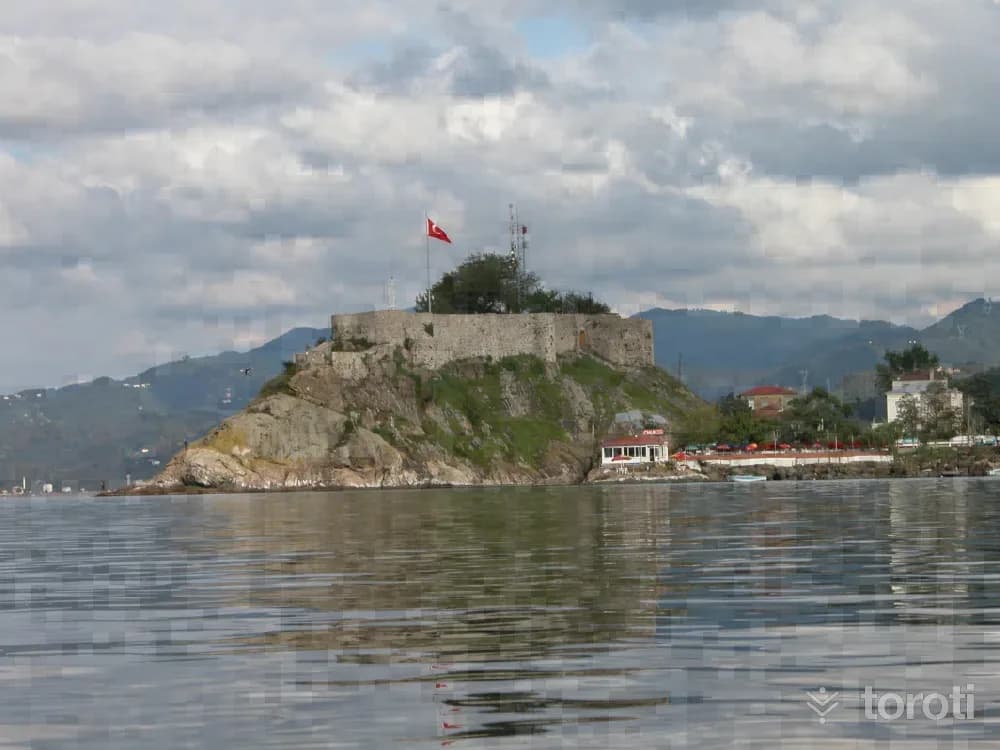 Tirebolu Kalesi