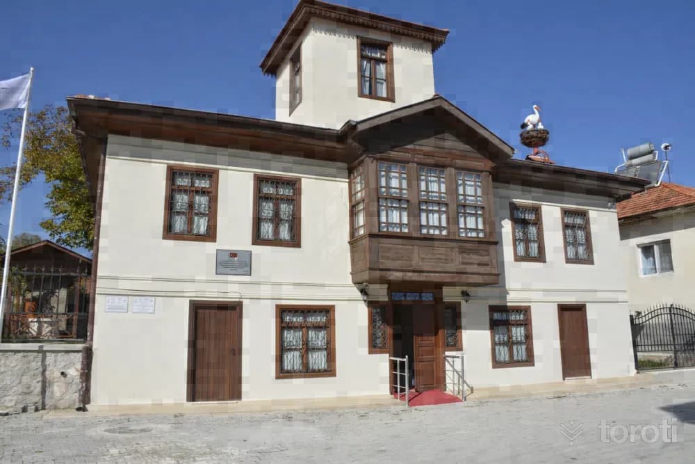 Muallim Mustafa Sirri Özkan Kültür Evi