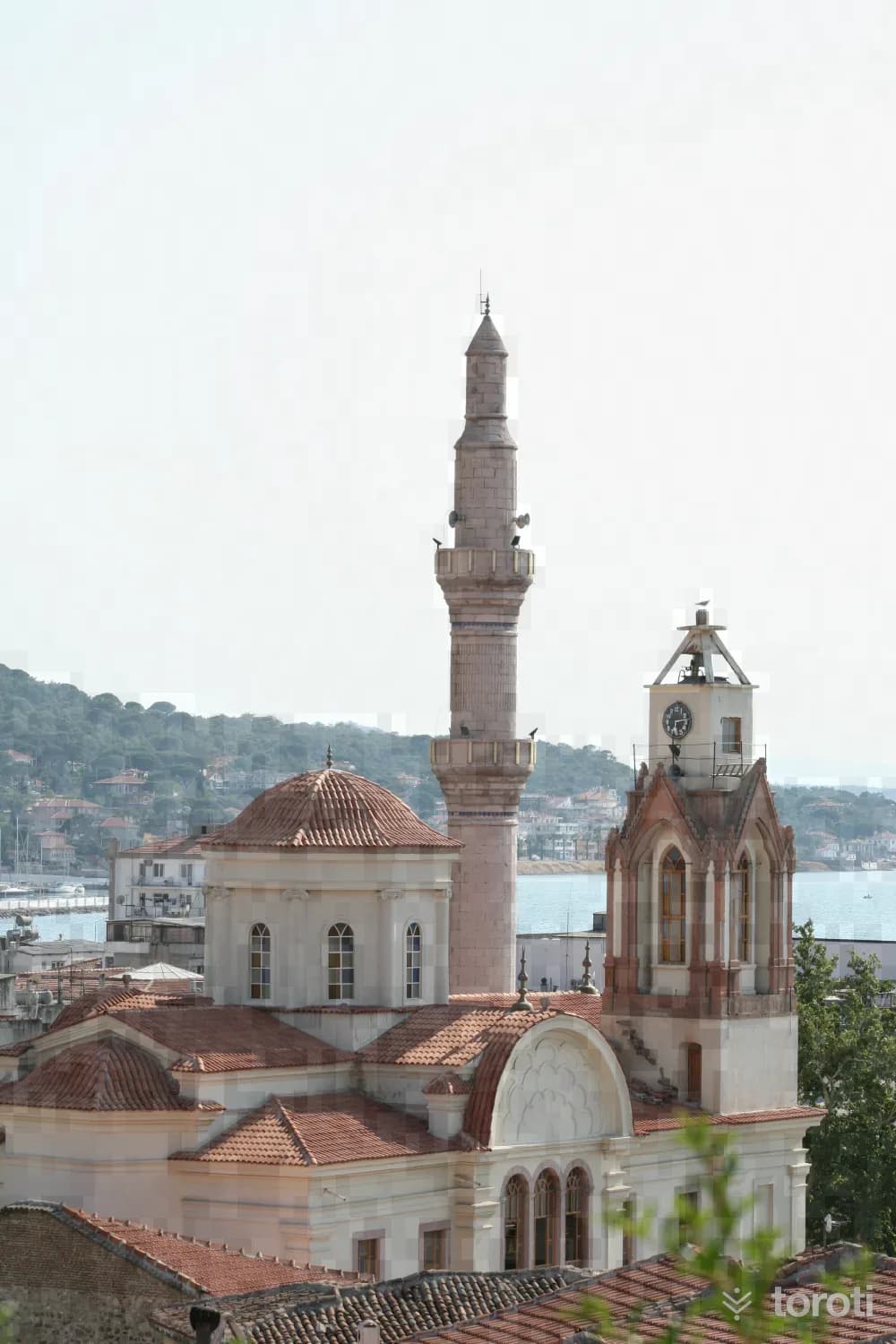 Saatli Cami