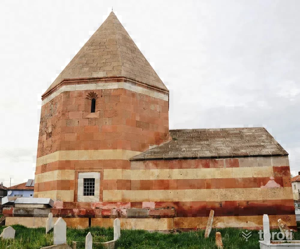 Çandir Şah Sultan Hatun Türbesi