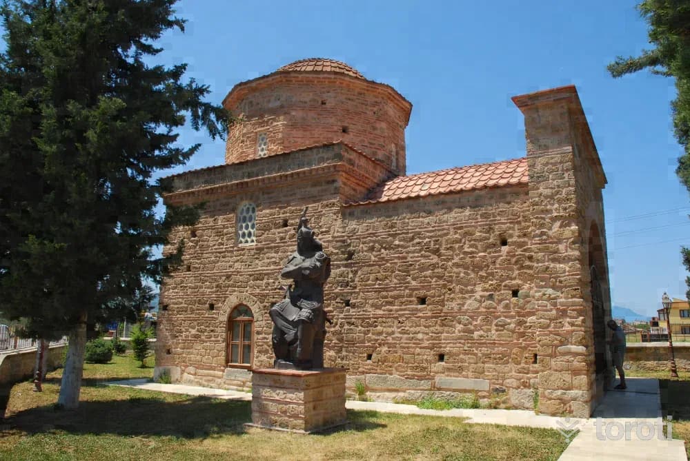 Kirgizlar Türbesi