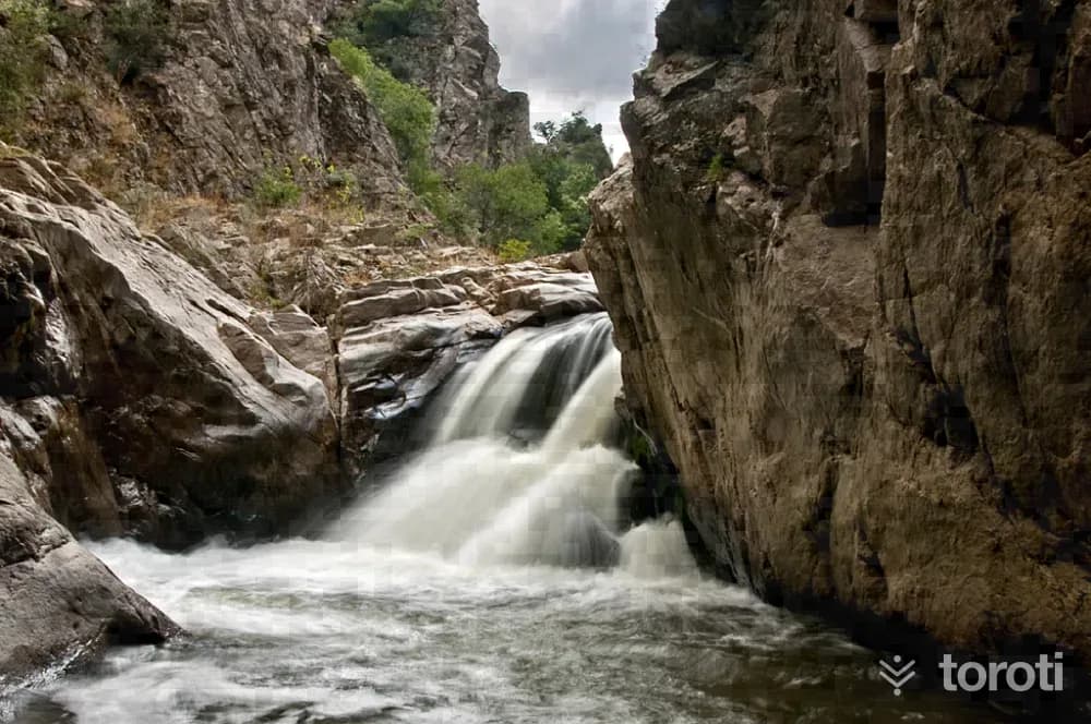 Sadağ Kaplıcaları Ve Kanyonu