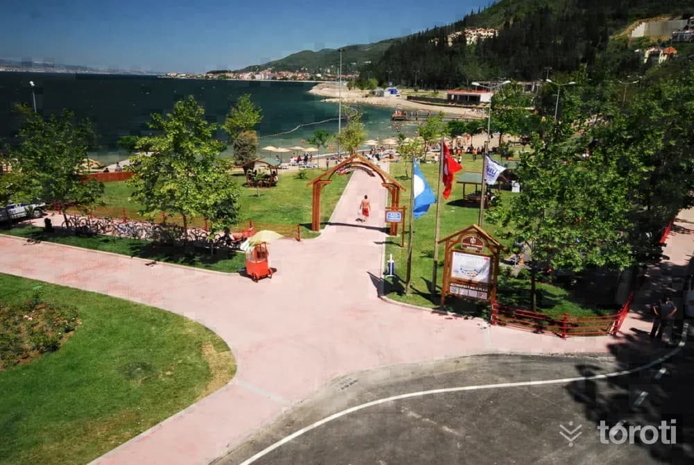 Mavi Bayrakli Altin Kemer Plaji
