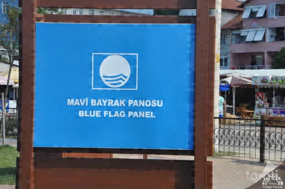 Mavi Bayrakli Cebeci Sahili