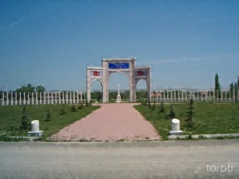 Kütahya Şehitler Anıti Ve Parkı
