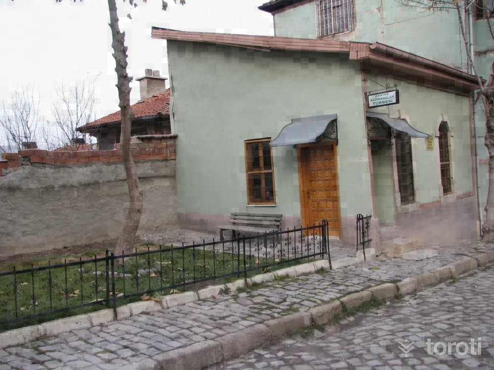 Kadınana Türbeleri