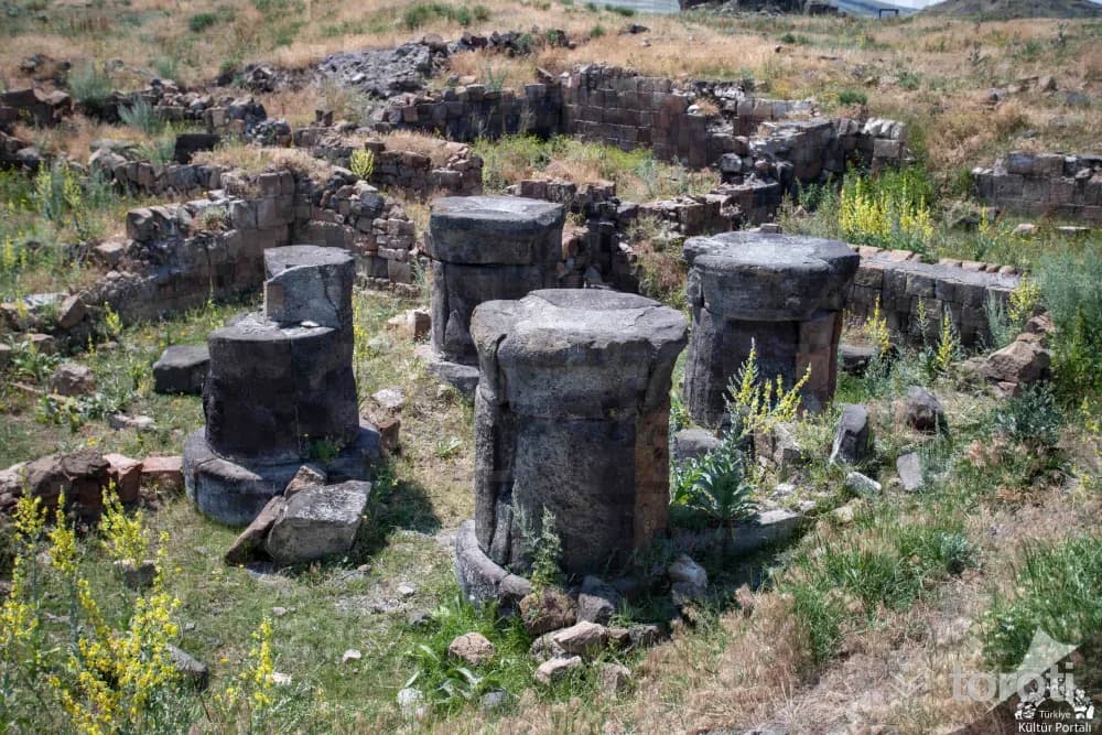 Ateş Tapinağı / Ateşgede