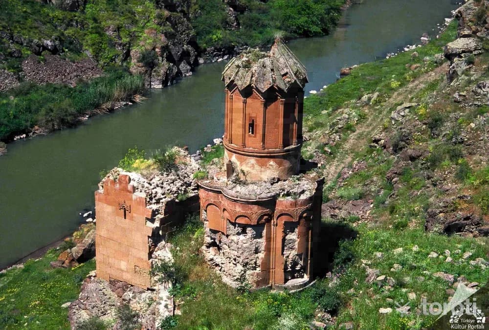 Genç Kızlar Kilisesi