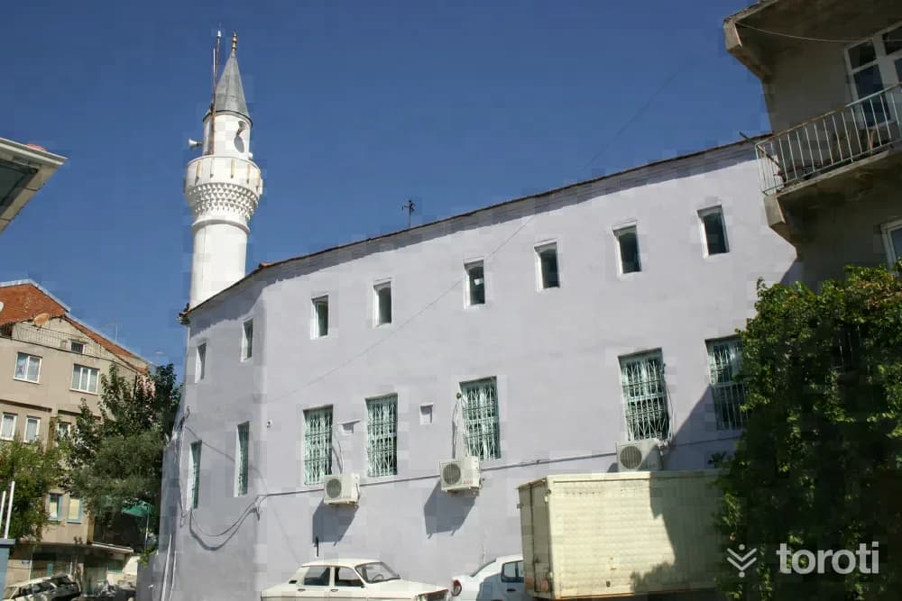 Güney Çarşı Camii