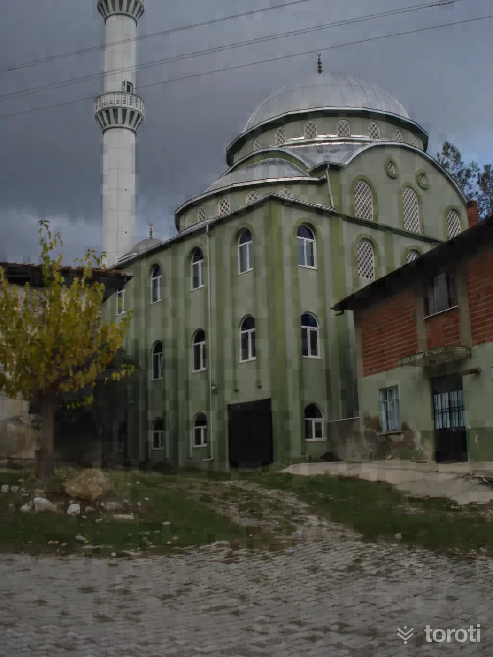 Solmaz Çarşı Camii Ve Haziresi
