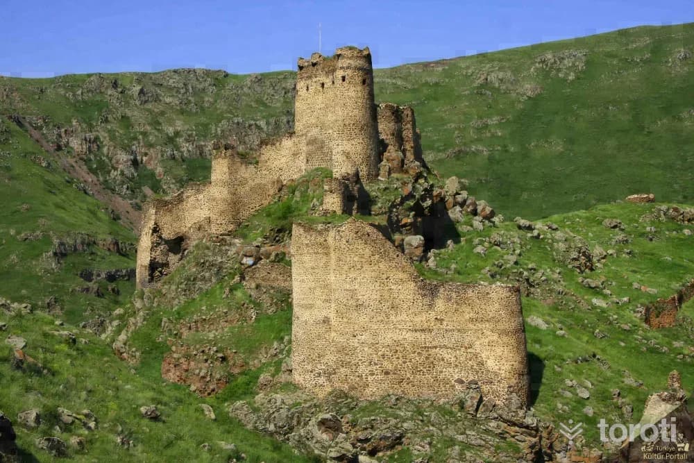 Şeytan Kalesi