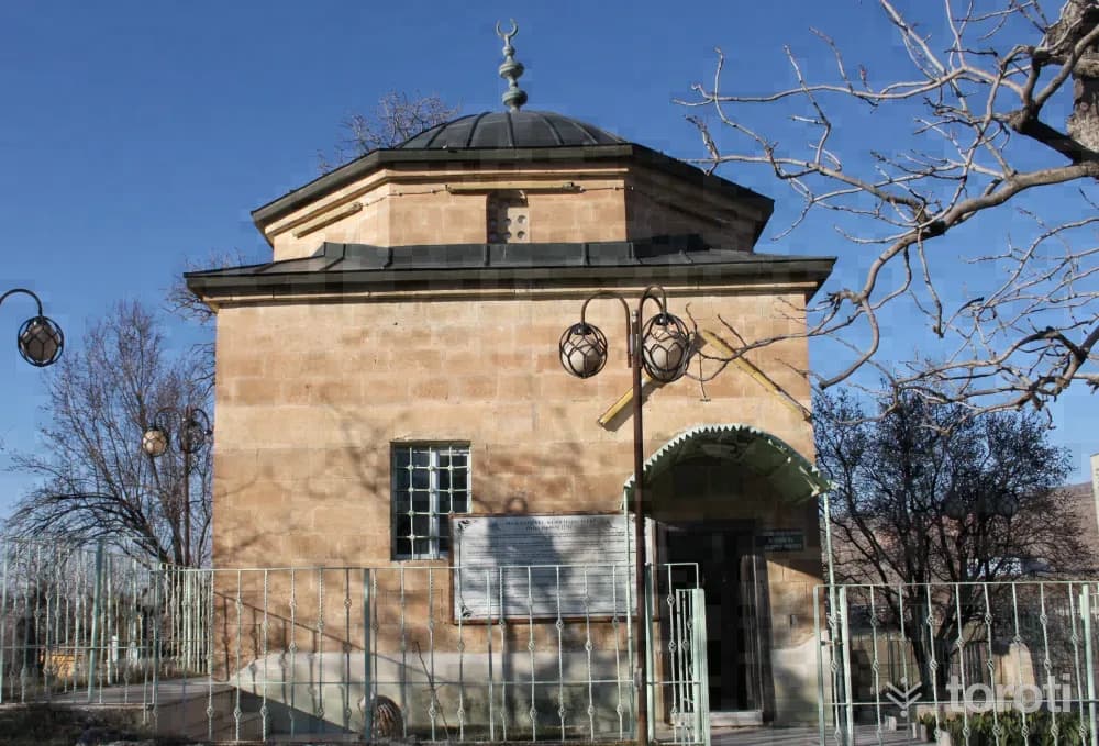 Şeyh Hamza El-kebir Hazretleri Türbesi