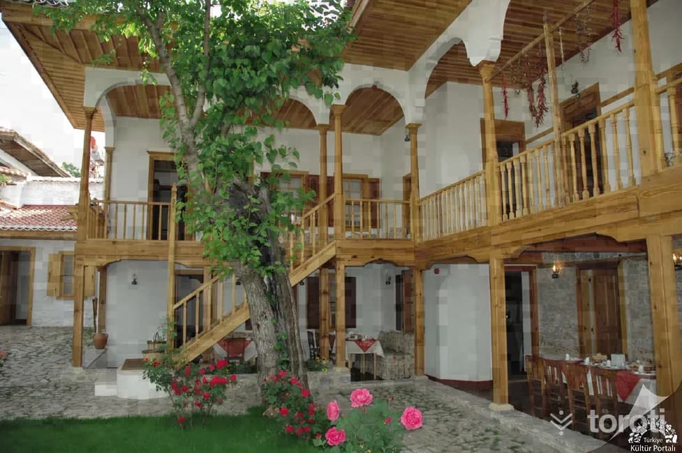 Özbekler Evi