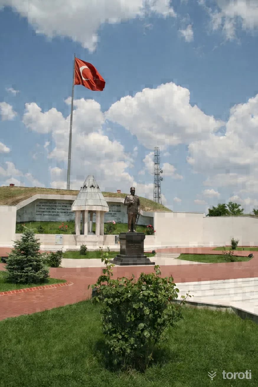 Şükrü Paşa Anıti Ve Balkan Savaşı Müzesi
