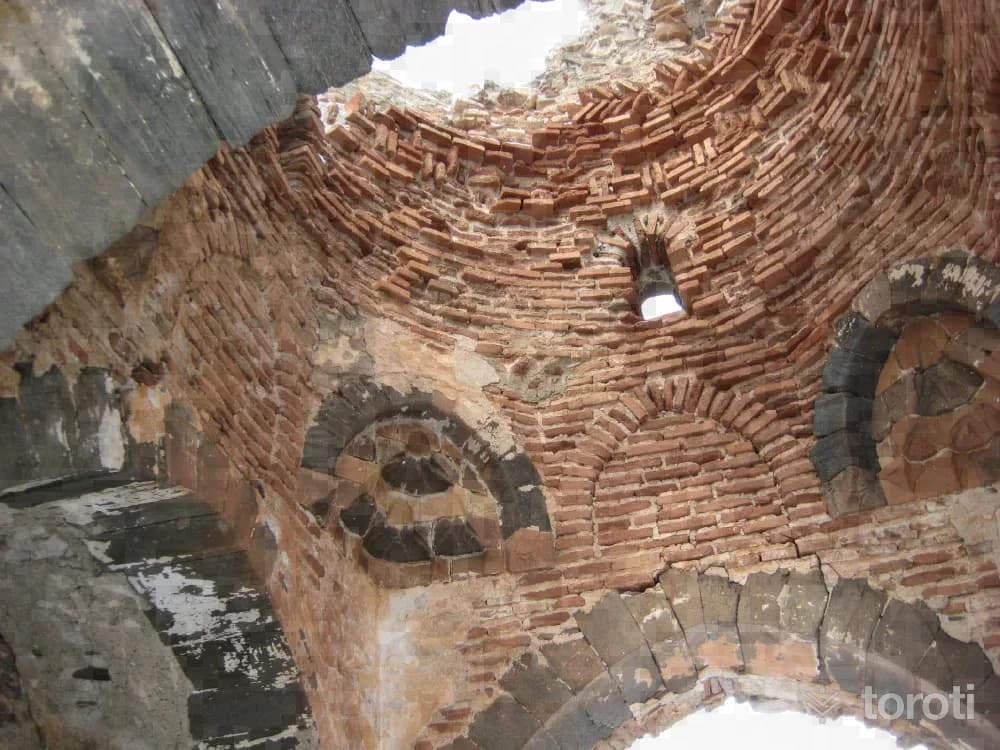 Muş Arak Kilisesi