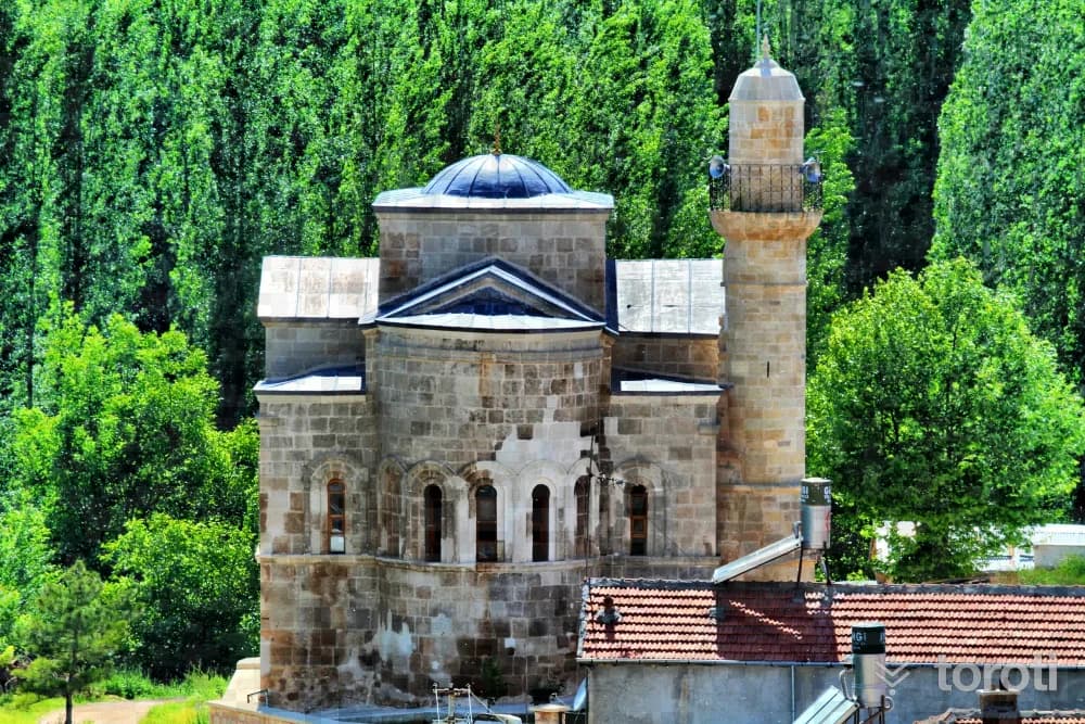 Fisandon Kilise Cami