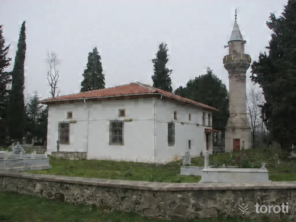 Efirli Camii Ve Mezarliği / Perşembe