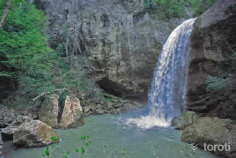 Doğançay Şelalesi