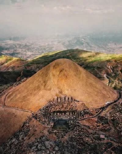 Nemrut Dağı Tümülüsü