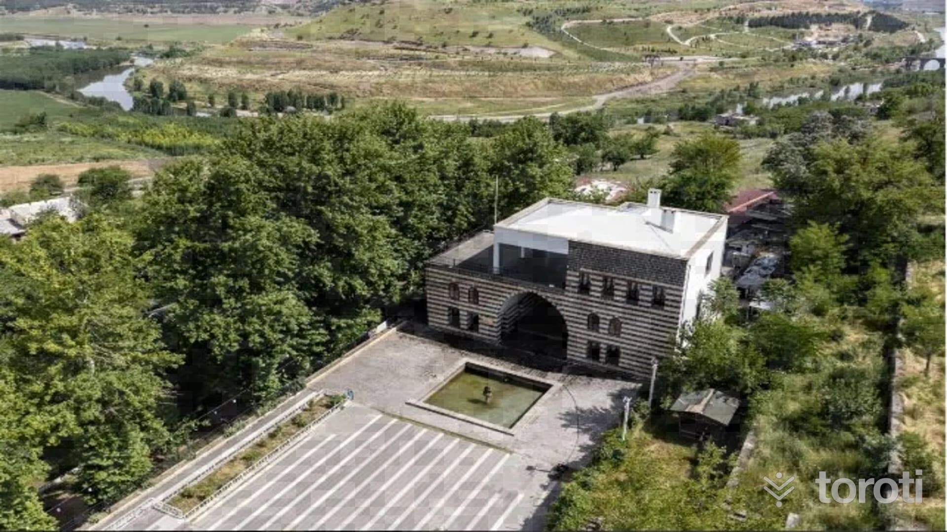Semanoğlu (Gazi) Köşkü