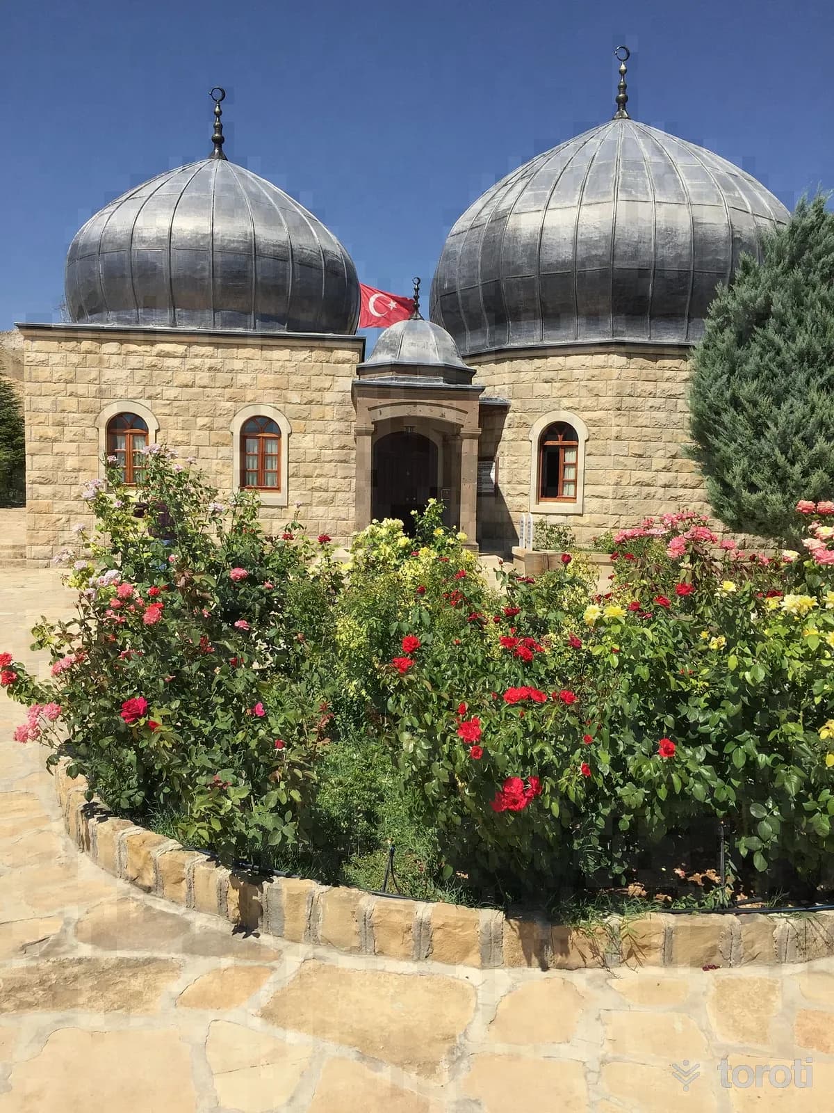 Hasan Gazi Türbesi