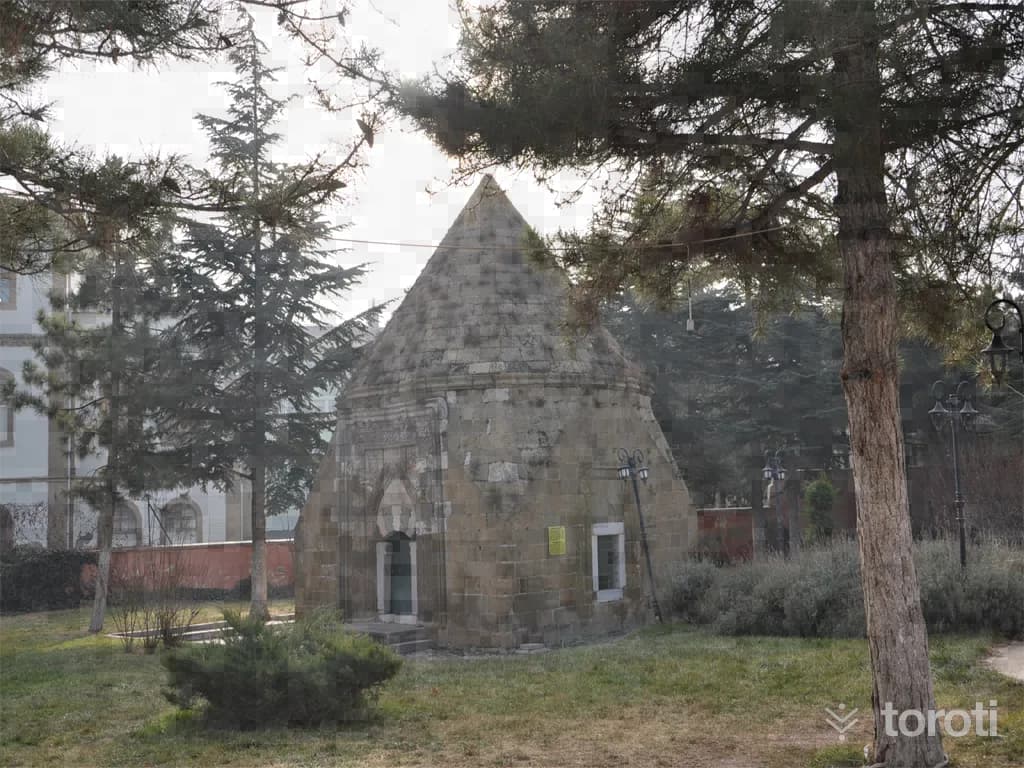 Gündoğdu Türbesi