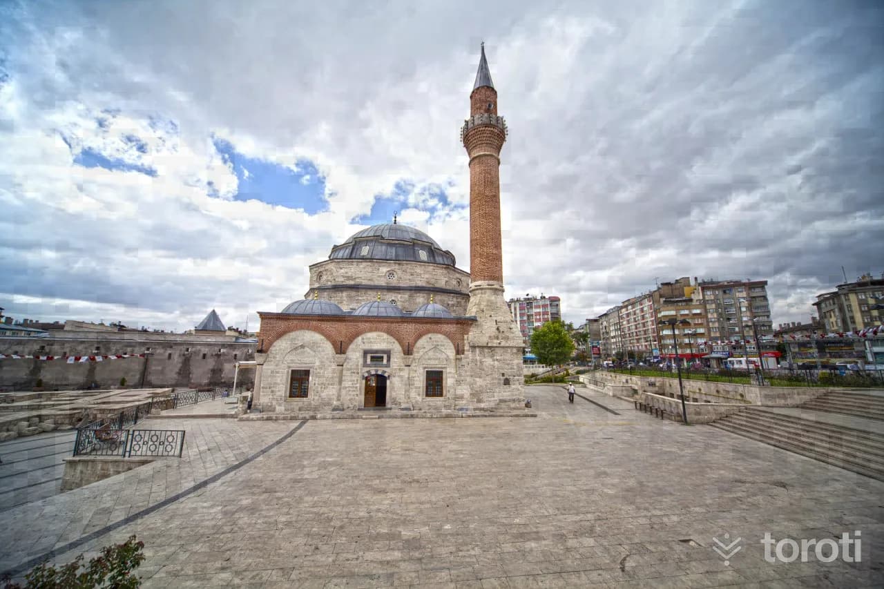 Kale Cami
