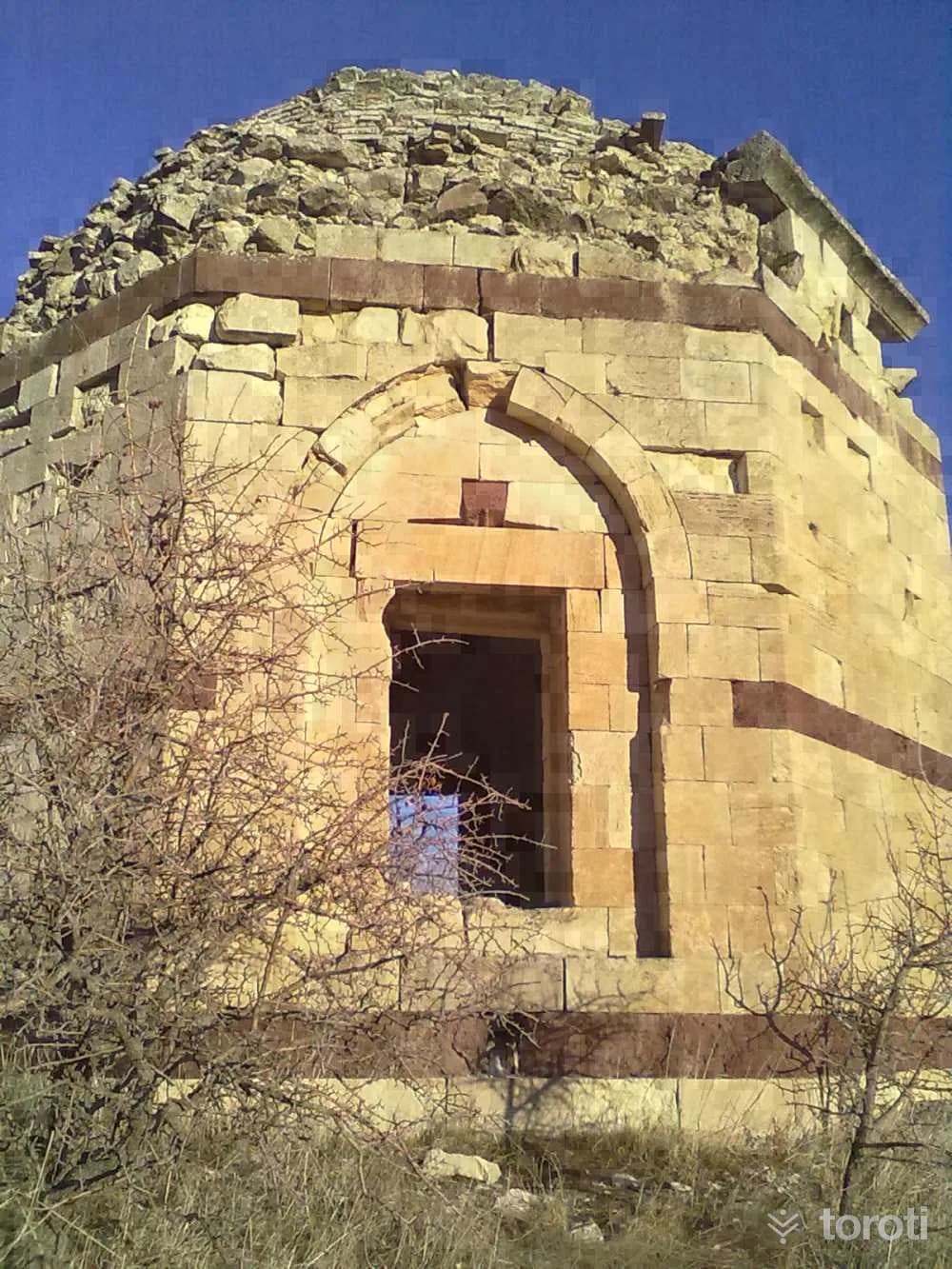 Ferruh-Şad Bey Türbesi
